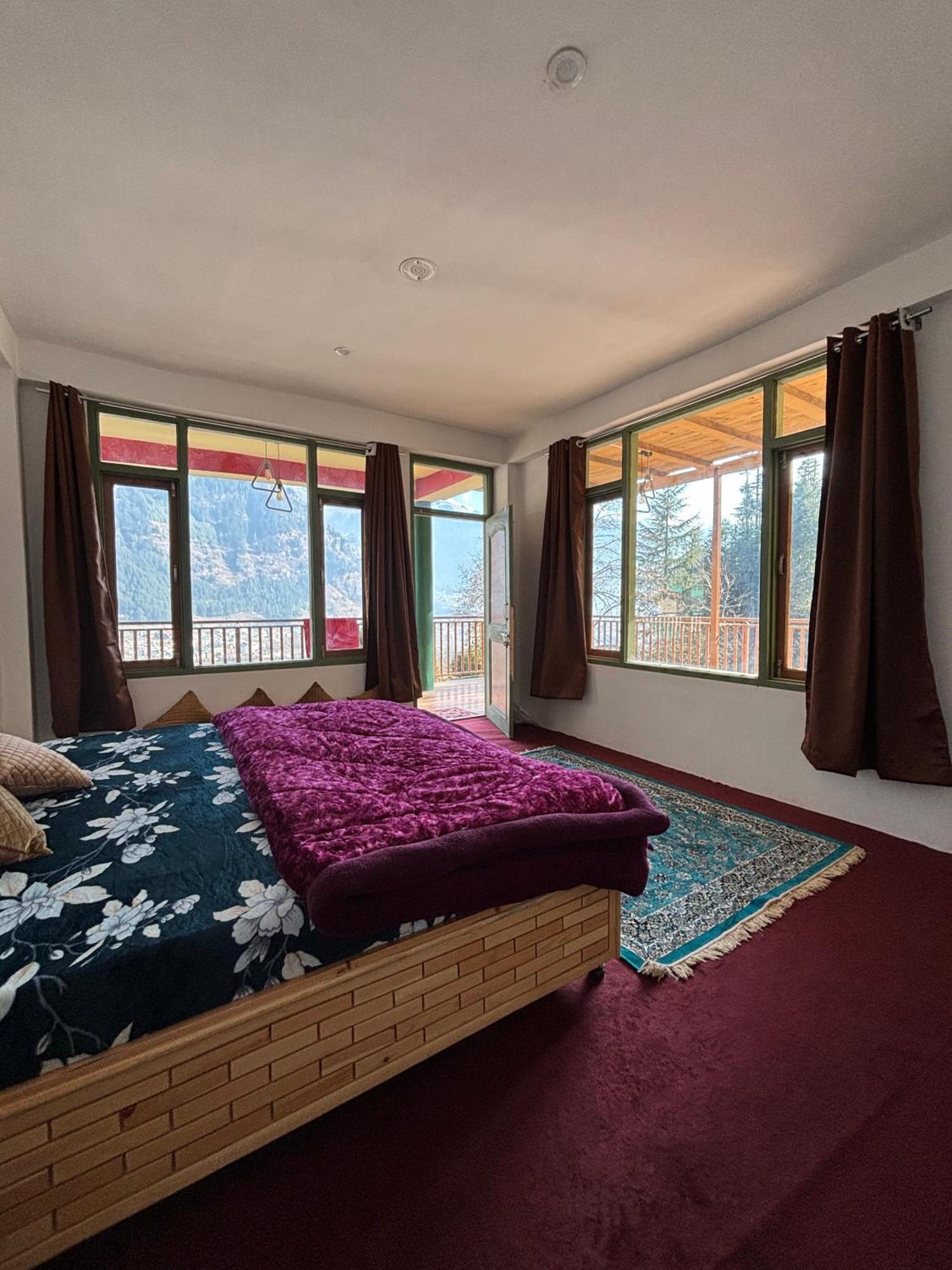 The Pineapple Home Manali  Exterior photo